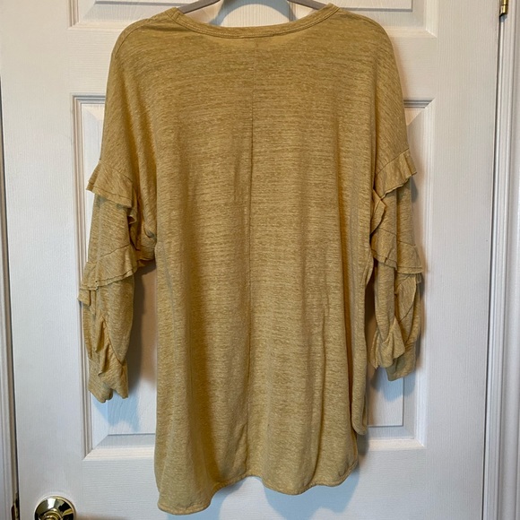 Hummingbird top - Picture 2 of 3